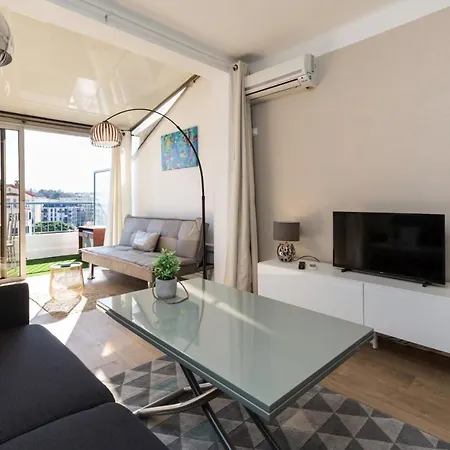 Beautiful Modern And Bright Studio *
