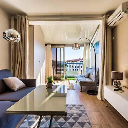Beautiful Modern And Bright Studio Appartamento *